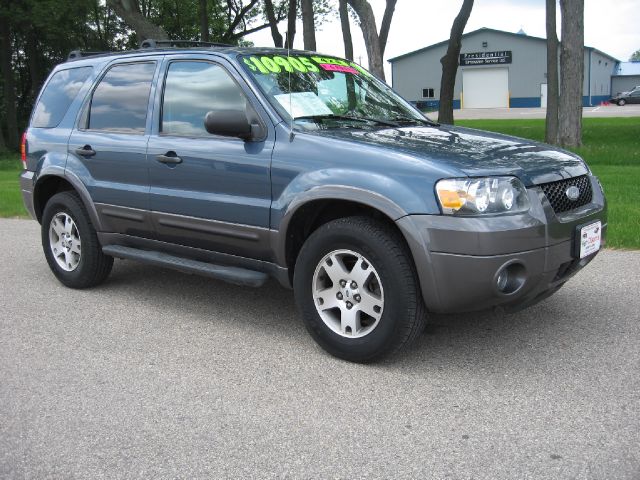 2005 Ford Escape SL 4x4 Regular Cab