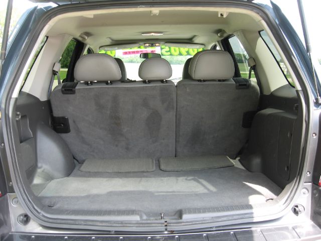 2005 Ford Escape SL 4x4 Regular Cab