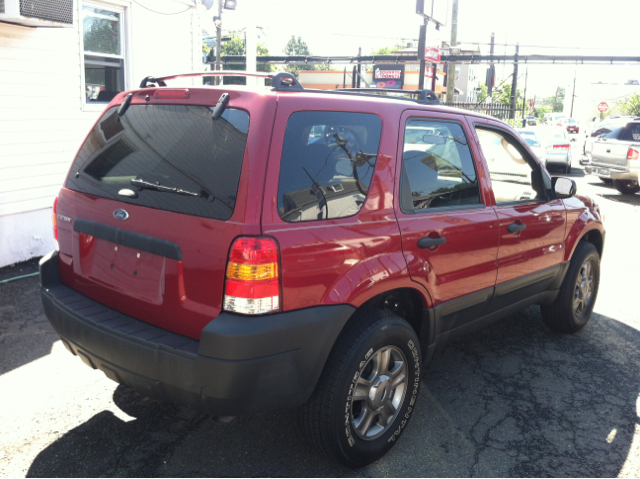 2005 Ford Escape Reg Cab 159.5 WB C5B