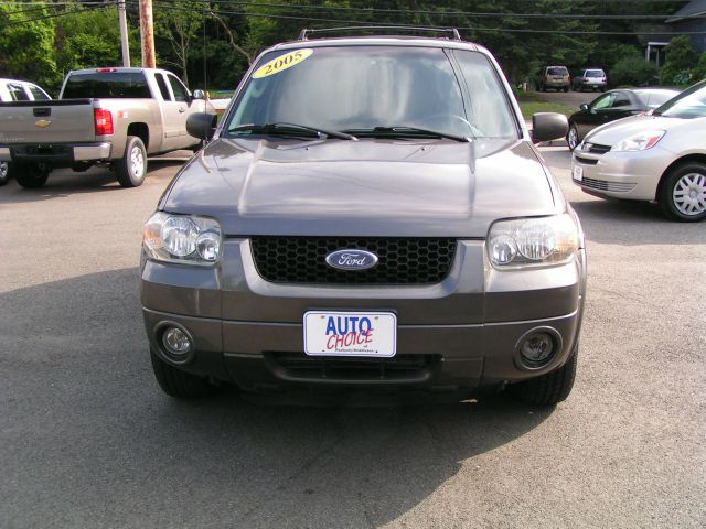 2005 Ford Escape Super