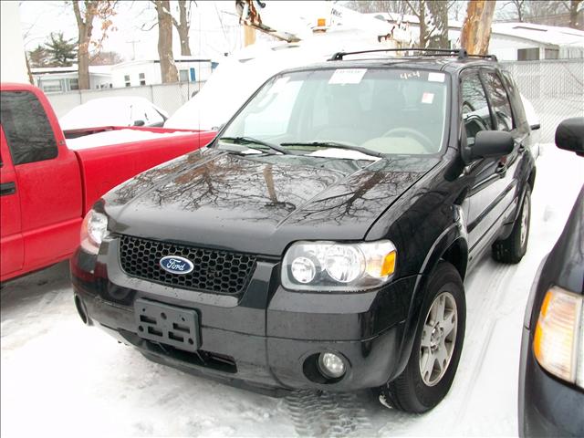 2005 Ford Escape SLT 25