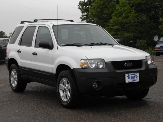 2005 Ford Escape ESi