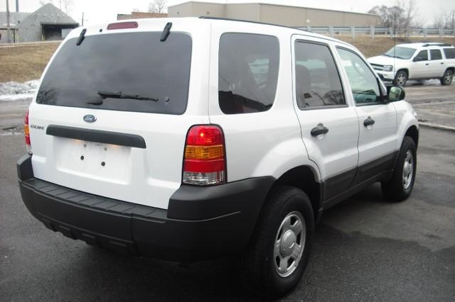 2005 Ford Escape XLS