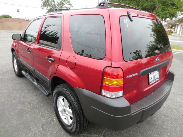 2005 Ford Escape Reg Cab 159.5 WB C5B