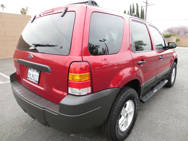 2005 Ford Escape Reg Cab 159.5 WB C5B