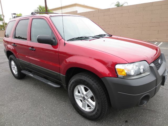 2005 Ford Escape Reg Cab 159.5 WB C5B