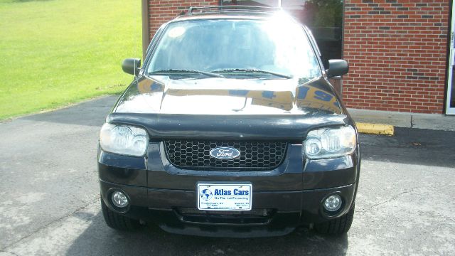 2005 Ford Escape Super