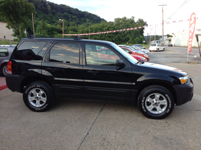 2005 Ford Escape Police Pkg 9C1 Carfax Available ON THE Premises