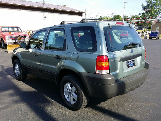 2005 Ford Escape 2WD Ext Cab Manual