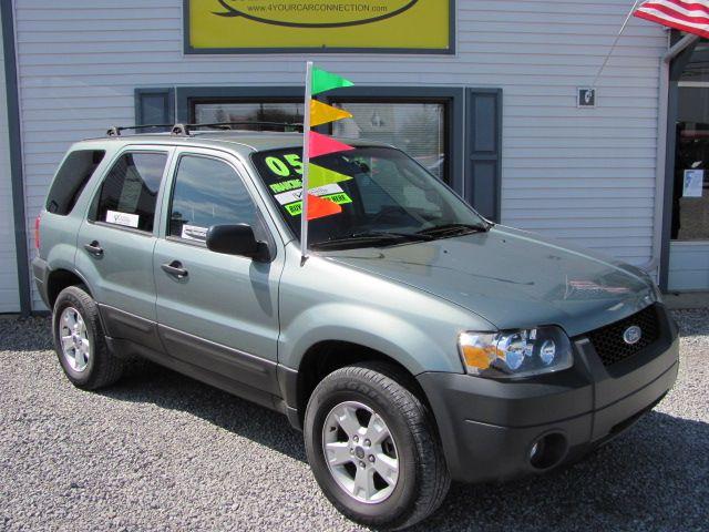 2005 Ford Escape SL 4x4 Regular Cab