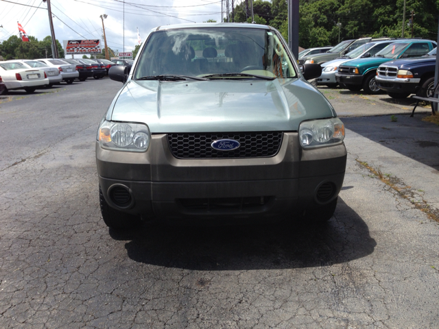 2005 Ford Escape Reg Cab 159.5 WB C5B