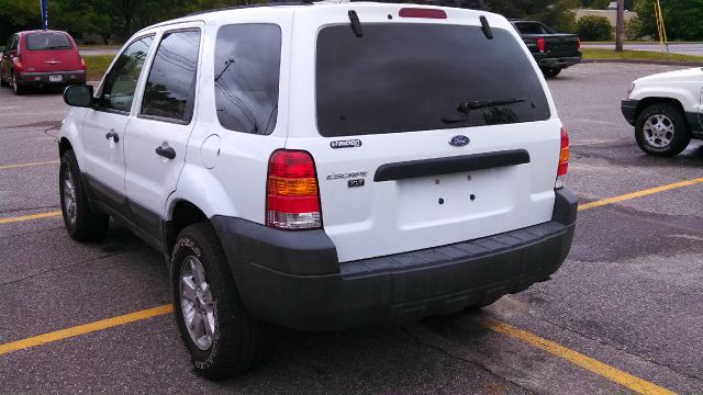 2005 Ford Escape SL 4x4 Regular Cab