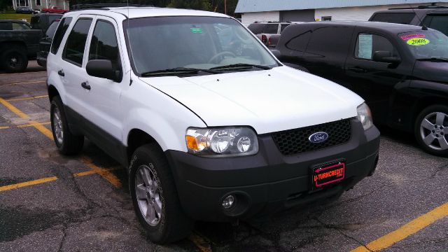 2005 Ford Escape SL 4x4 Regular Cab