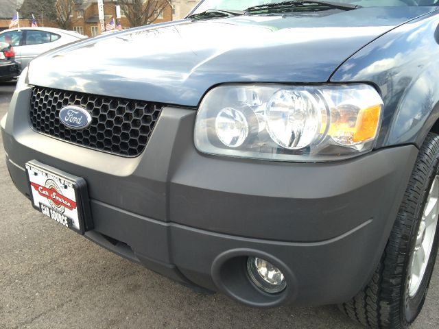 2005 Ford Escape Sport Quattro Cabriolet