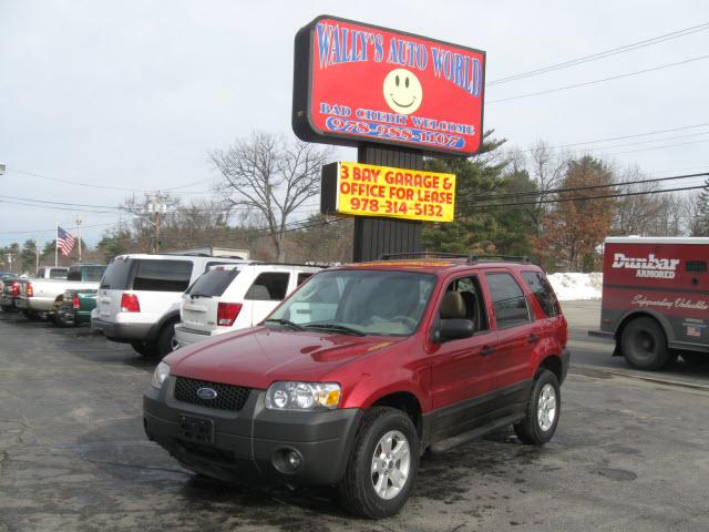 2005 Ford Escape ESi