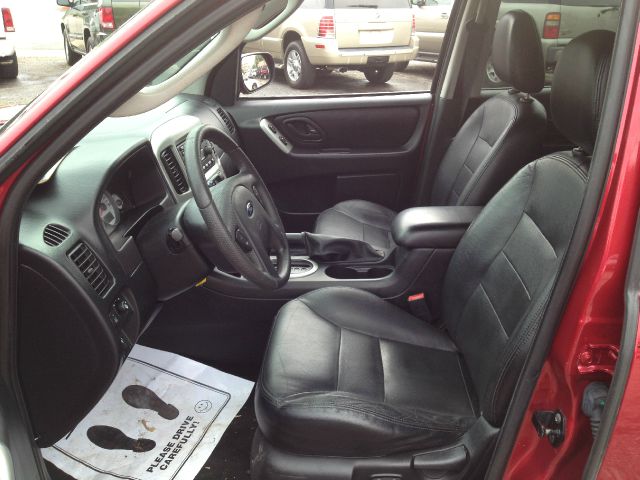 2005 Ford Escape I Limited