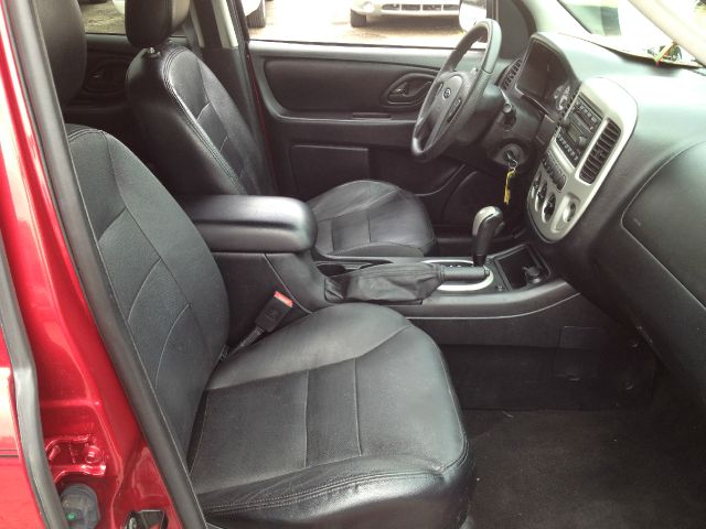 2005 Ford Escape I Limited