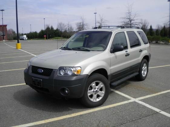 2005 Ford Escape SL 4x4 Regular Cab