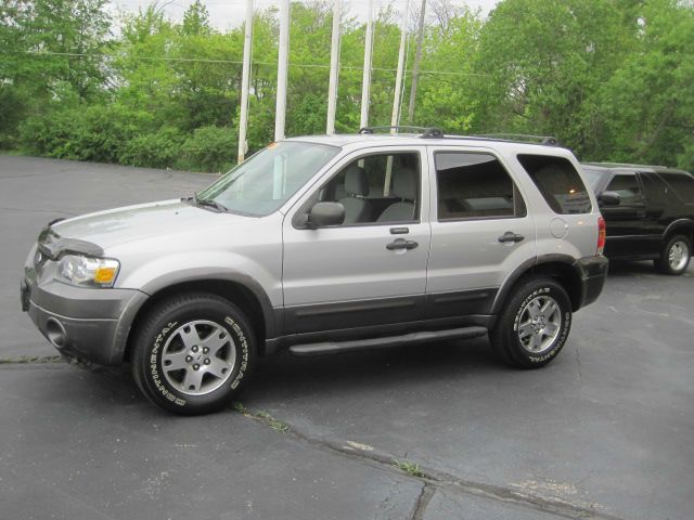 2005 Ford Escape SL 4x4 Regular Cab