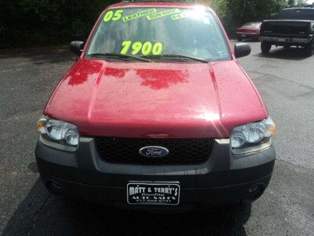 2005 Ford Escape 15