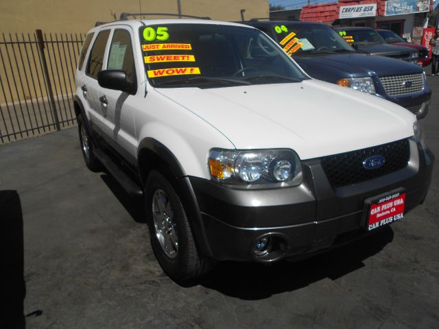 2005 Ford Escape HD Dually 4x4