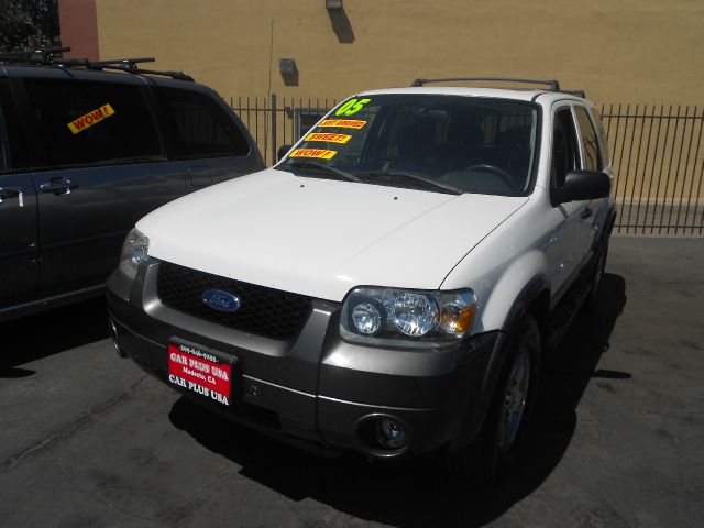 2005 Ford Escape HD Dually 4x4