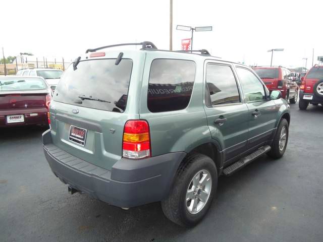 2005 Ford Escape SL 4x4 Regular Cab