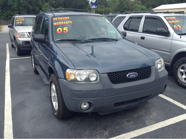 2005 Ford Escape SL 4x4 Regular Cab