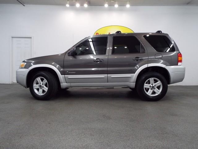 2005 Ford Escape ESi