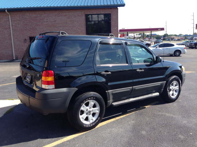 2005 Ford Escape SL 4x4 Regular Cab