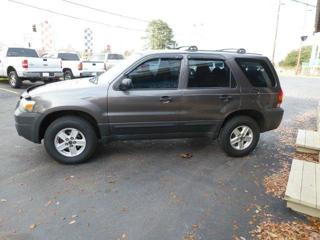 2005 Ford Escape Reg Cab 159.5 WB C5B