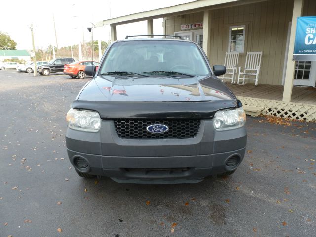 2005 Ford Escape Reg Cab 159.5 WB C5B