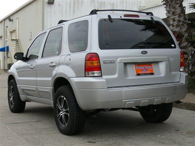 2005 Ford Escape XLS