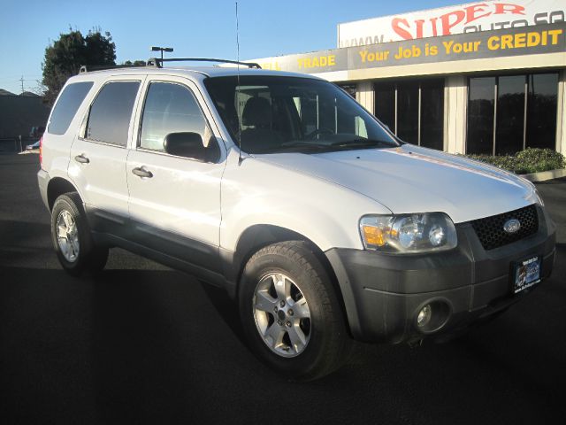 2005 Ford Escape SL 4x4 Regular Cab