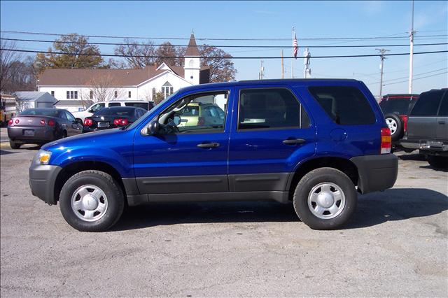 2005 Ford Escape XLS