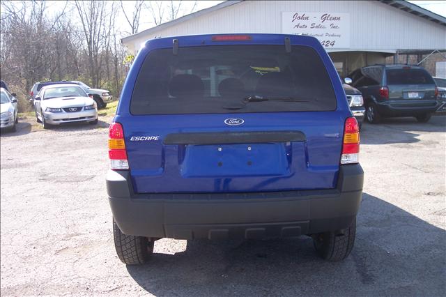 2005 Ford Escape XLS