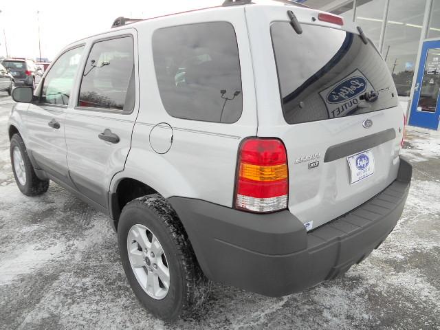 2005 Ford Escape Arc