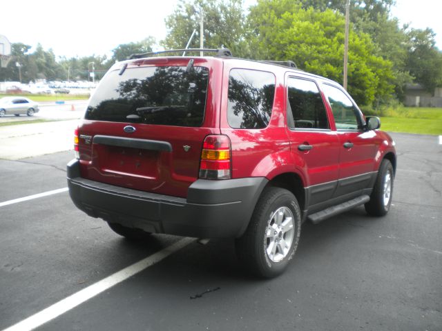 2005 Ford Escape SL 4x4 Regular Cab