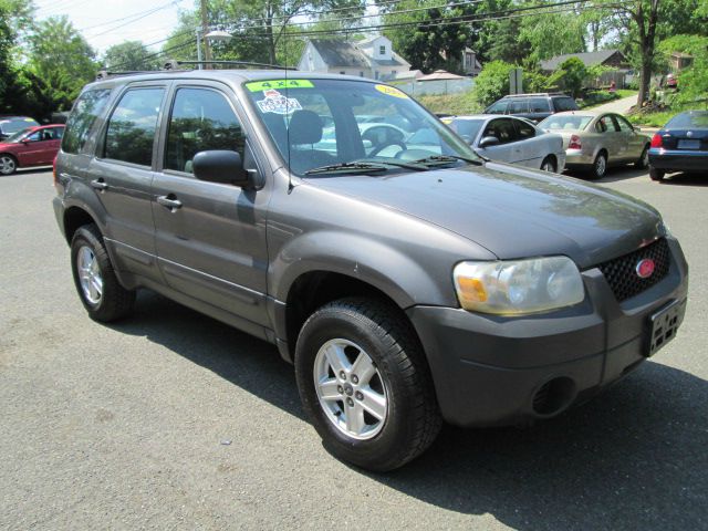 2005 Ford Escape Reg Cab 159.5 WB C5B