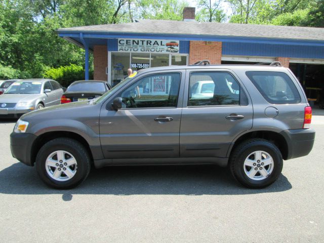 2005 Ford Escape Reg Cab 159.5 WB C5B