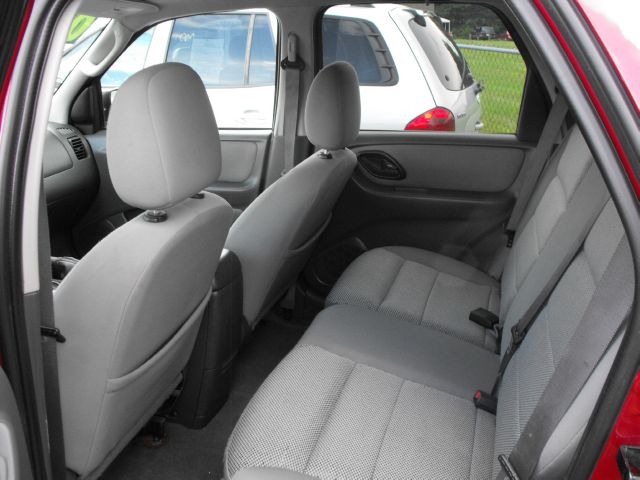 2005 Ford Escape SL 4x4 Regular Cab