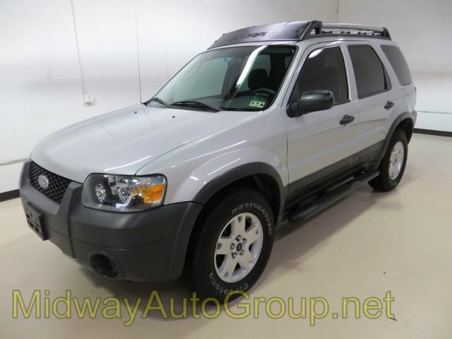 2005 Ford Escape ESi