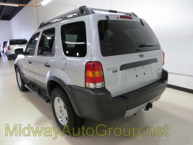 2005 Ford Escape ESi