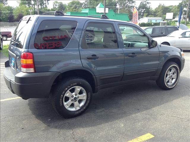 2005 Ford Escape HD Dually 4x4