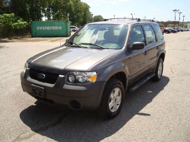 2005 Ford Escape Reg Cab 159.5 WB C5B