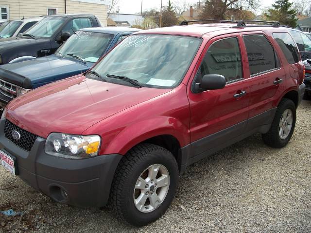 2005 Ford Escape ESi