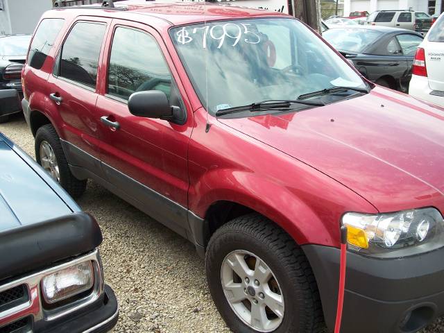 2005 Ford Escape ESi