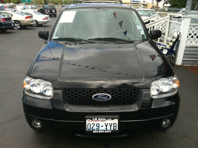 2005 Ford Escape Super