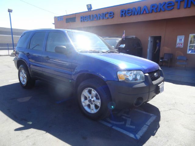 2005 Ford Escape 15