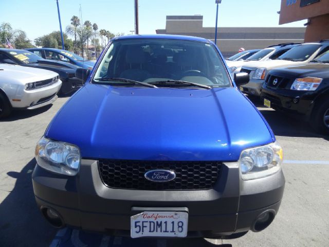 2005 Ford Escape 15